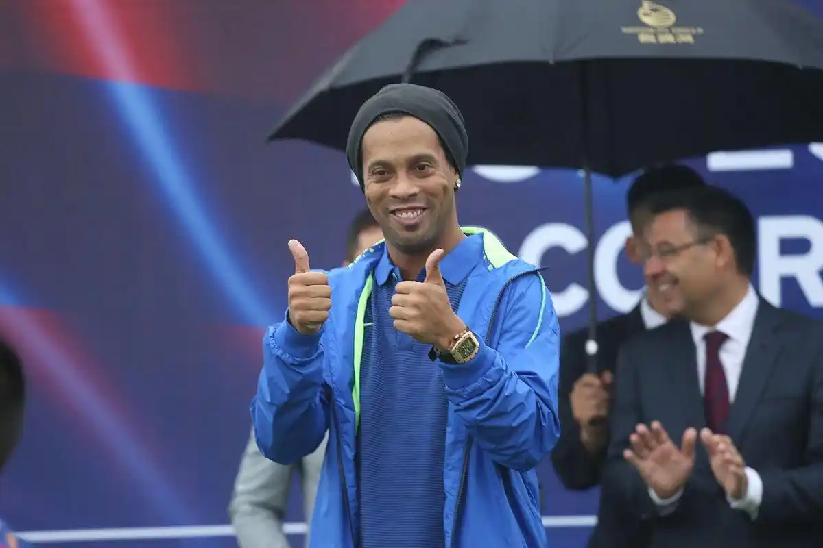 纽卡斯尔瞄准西班牙市场，体育总监米切尔关注年轻才俊科法内.