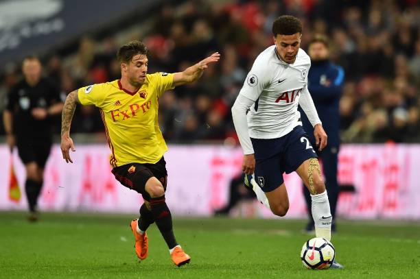 轻球员来巩 轻球员来巩